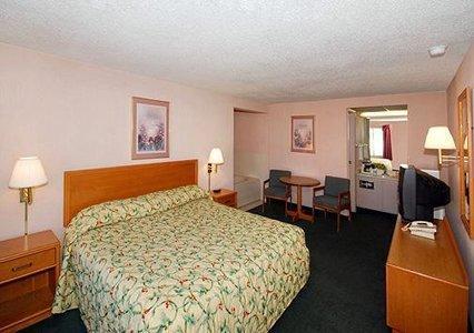 Knights Inn Elyria Phòng bức ảnh