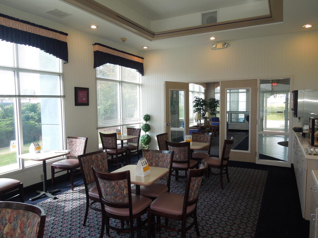 Knights Inn Elyria Ngoại thất bức ảnh