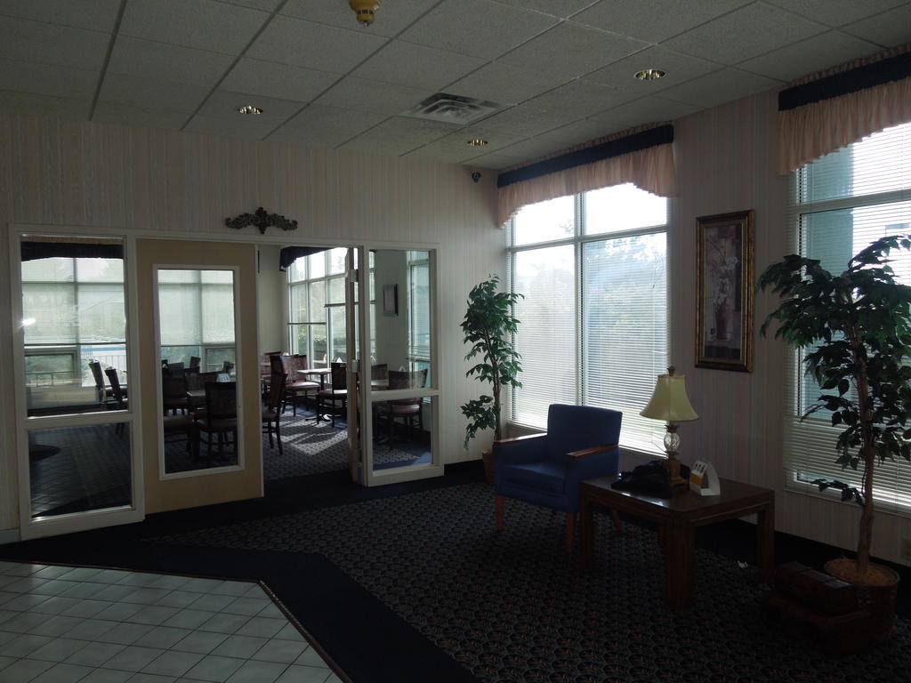 Knights Inn Elyria Ngoại thất bức ảnh